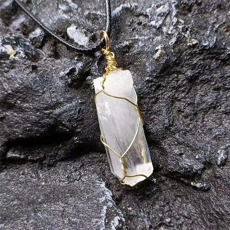 Chakela Natural Rose Quartz Heart, Clear Quartz Pendant & Tumbled Stone Gift Box 2 Chakela Natural Rose Quartz Heart, Clear Quartz Pendant & Tumbled Stone Gift Box - Image 2