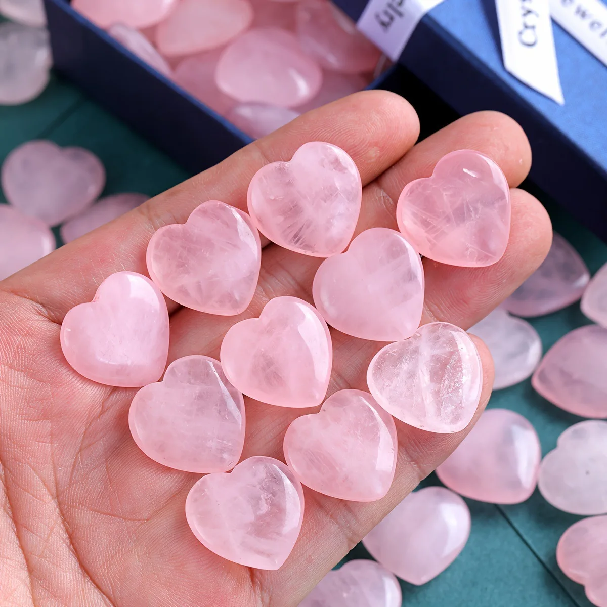 20/30/50PCS Rose Quartz Heart Crystal Set – Polished Stones for Healing, Reiki, and Valentine’s Gifts 4 20/30/50PCS Rose Quartz Heart Crystal Set – Polished Stones for Healing, Reiki, and Valentine’s Gifts - Image 4